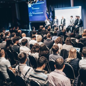Nouvelle conférence IA au Plaza Athénée